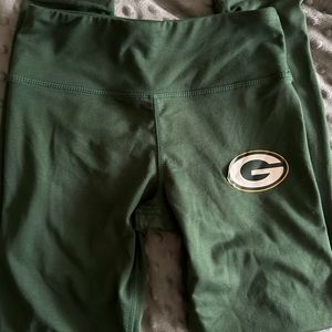 Packers cropped leggings